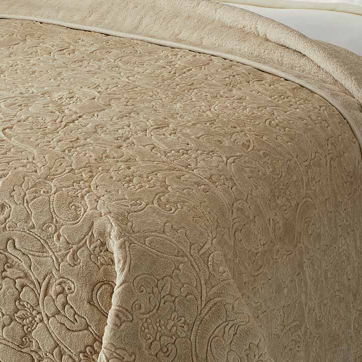 Casablanca Blankets Neutral